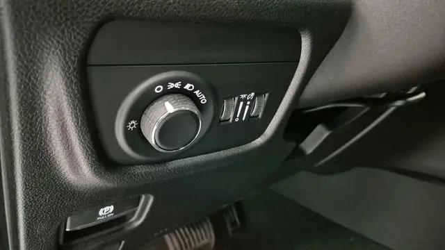 2026 Jeep Grand Cherokee Altitude 4x2