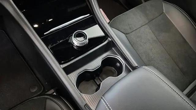 2026 Jeep Grand Cherokee Altitude 4x2