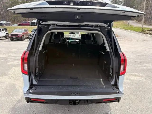2025 Ford Expedition Active MAX