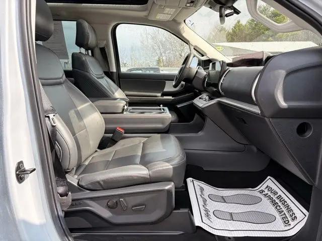 2025 Ford Expedition Active MAX