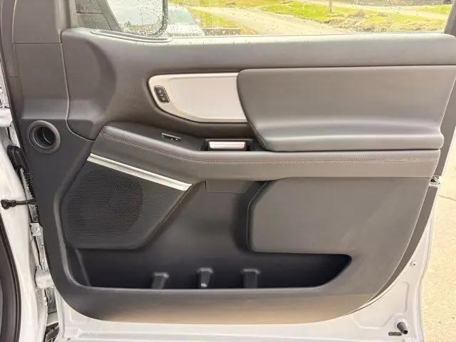 2025 Ford Expedition Active MAX