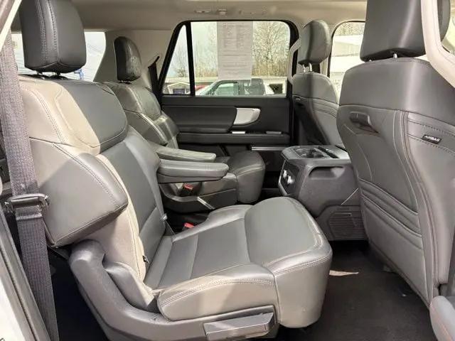 2025 Ford Expedition Active MAX