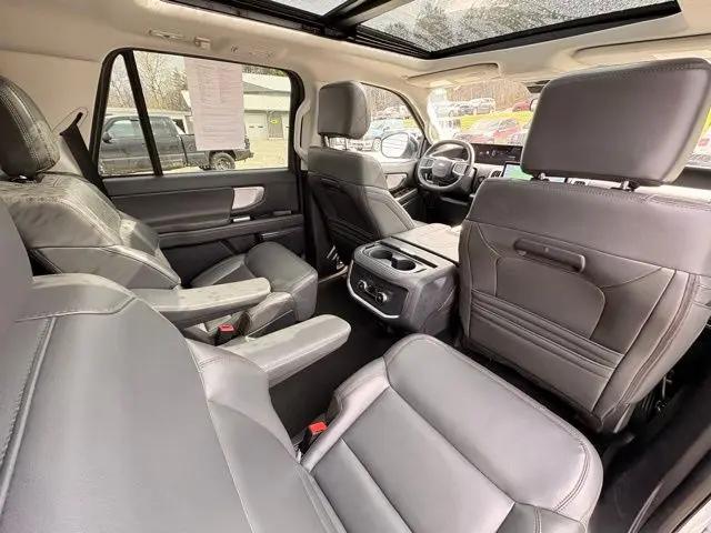 2025 Ford Expedition Active MAX