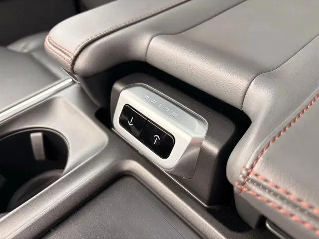 2025 Ford Expedition Active MAX