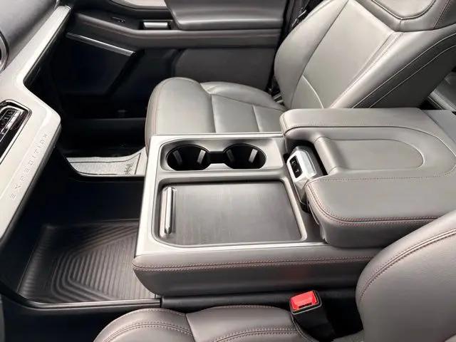 2025 Ford Expedition Active MAX