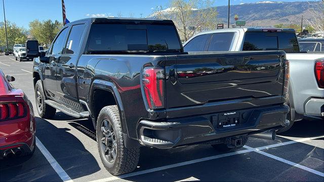 2024 GMC Sierra 2500HD 4WD Crew Cab Standard Bed AT4