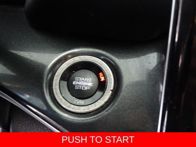2023 Jeep Grand Cherokee L Laredo 4x4
