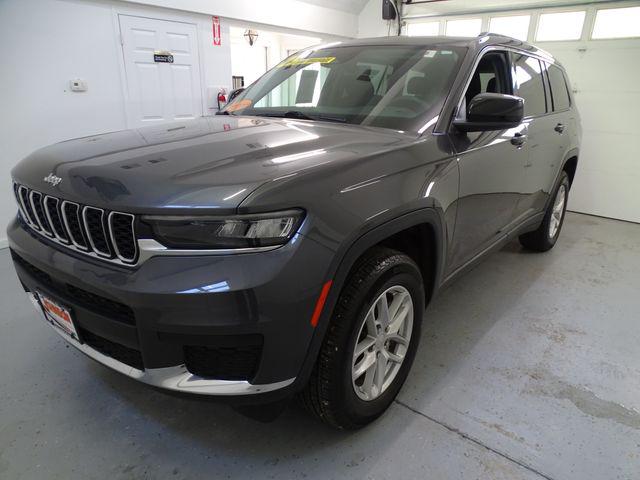 2023 Jeep Grand Cherokee L Laredo 4x4