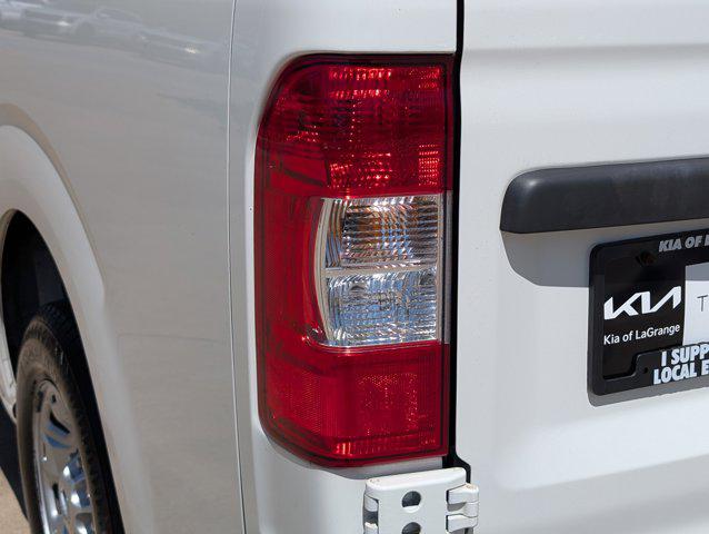 2019 Nissan 1500 SV V6