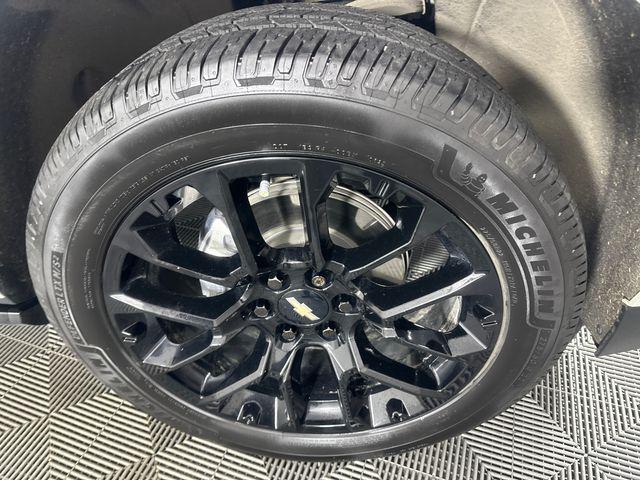 2022 Chevrolet Suburban 4WD High Country