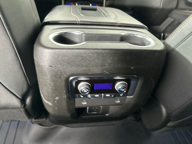2022 Chevrolet Suburban 4WD High Country