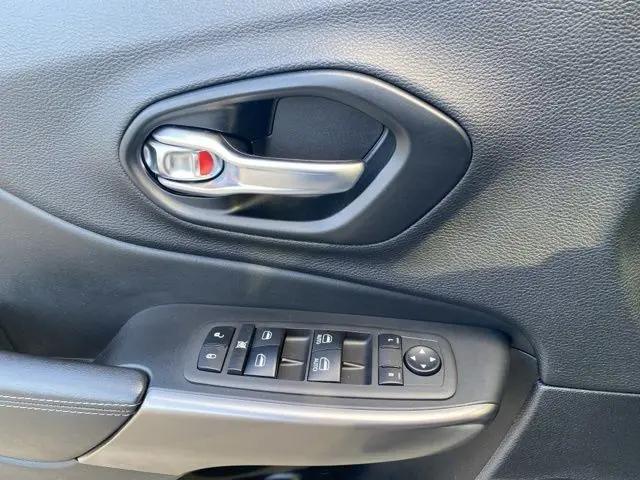 2021 Jeep Cherokee Latitude Lux FWD