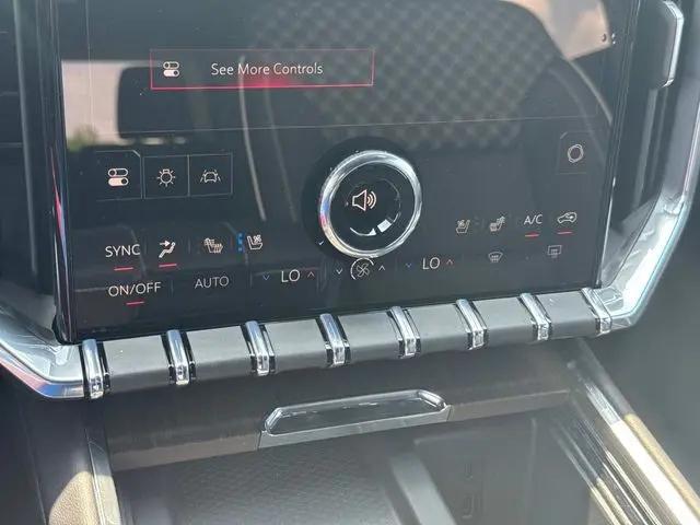 2026 GMC Acadia Denali FWD