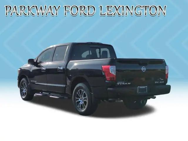 2021 Nissan Titan Crew Cab SV 4x4