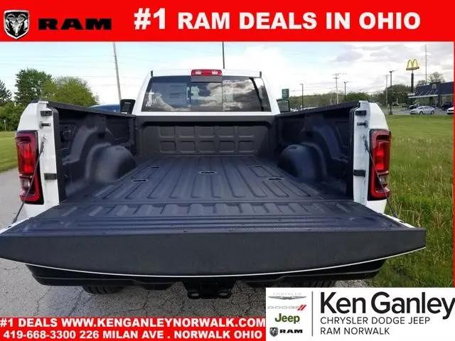 2026 Ram 3500 Tradesman Regular Cab 4x4 8' Box