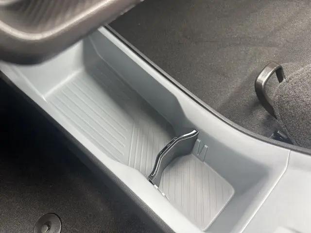 2027 Chevrolet Bolt LT FWD