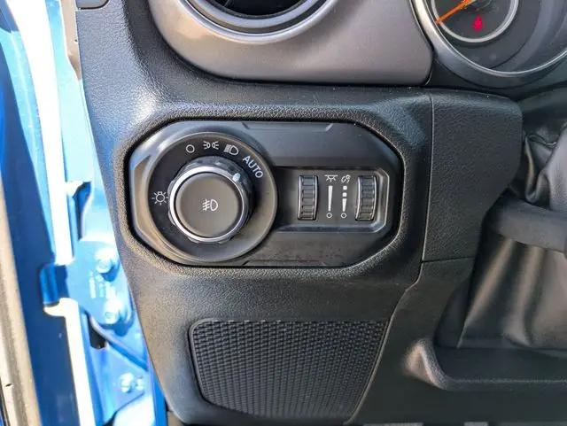 2022 Jeep Wrangler Willys 4x4