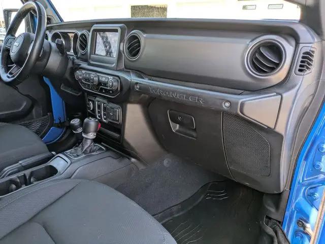 2022 Jeep Wrangler Willys 4x4
