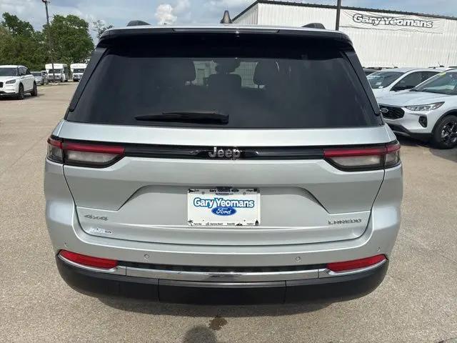 2024 Jeep Grand Cherokee Laredo 4x4