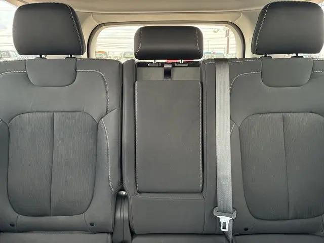 2024 Jeep Grand Cherokee Laredo 4x4