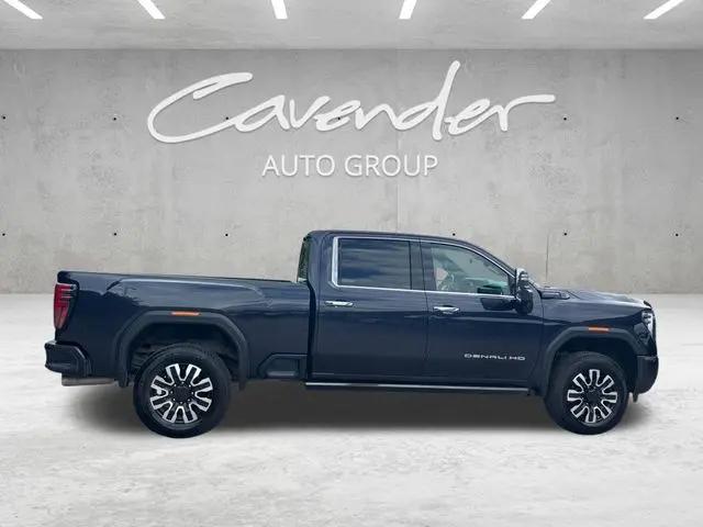2025 GMC Sierra 2500HD 4WD Crew Cab Standard Bed Denali Ultimate