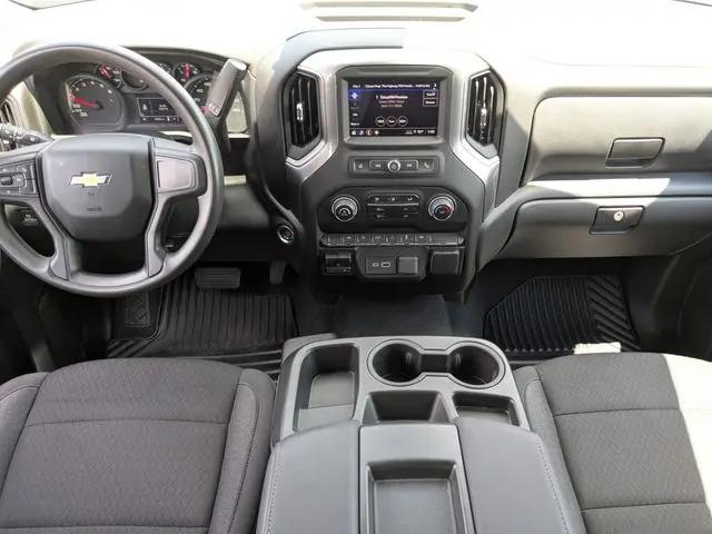 2024 Chevrolet Silverado 1500 2WD Double Cab Standard Bed Custom