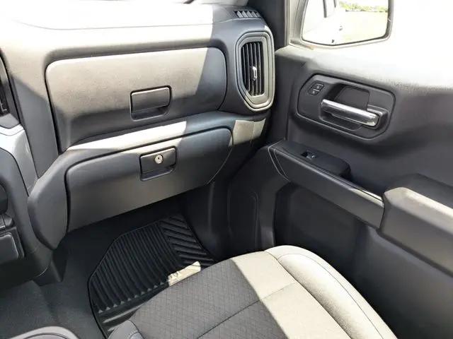 2024 Chevrolet Silverado 1500 2WD Double Cab Standard Bed Custom