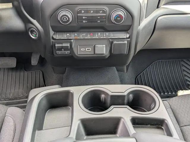 2024 Chevrolet Silverado 1500 2WD Double Cab Standard Bed Custom