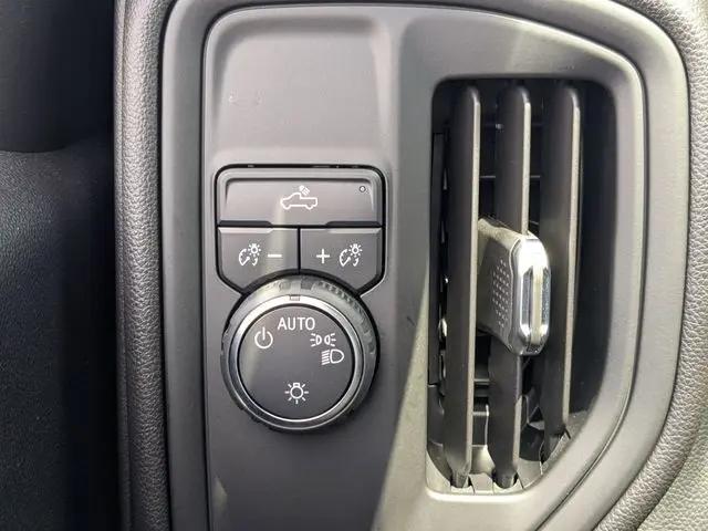 2024 Chevrolet Silverado 1500 2WD Double Cab Standard Bed Custom