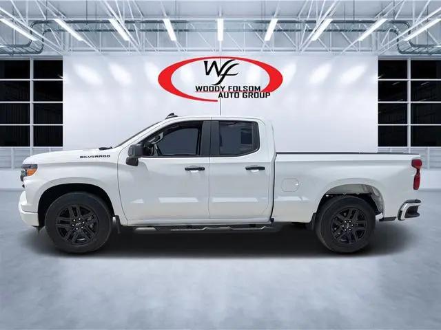 2024 Chevrolet Silverado 1500 2WD Double Cab Standard Bed Custom