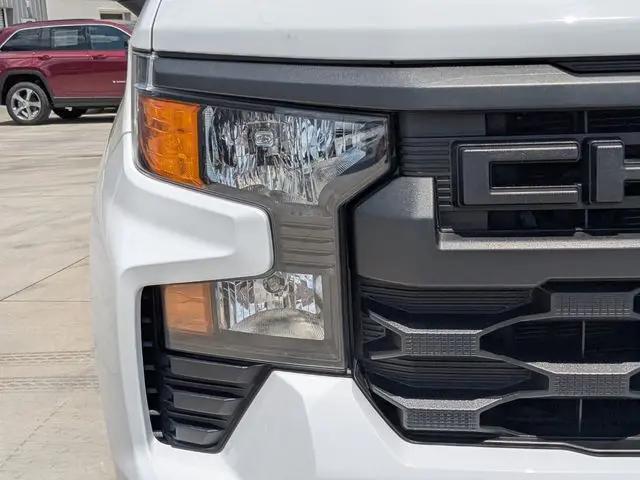 2024 Chevrolet Silverado 1500 2WD Double Cab Standard Bed Custom