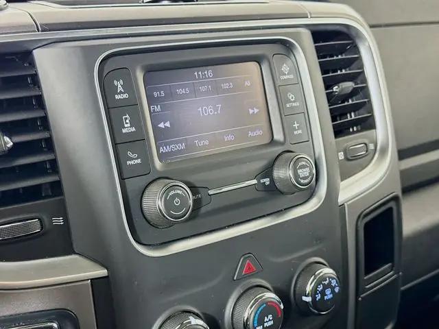2022 Ram 1500 Classic SLT Crew Cab 4x2 5'7" Box