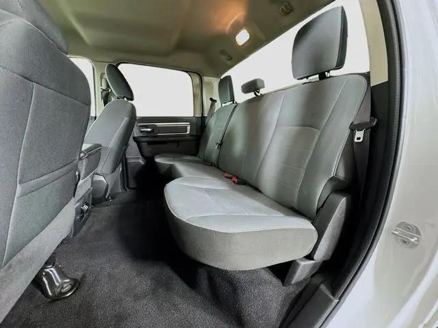 2022 Ram 1500 Classic SLT Crew Cab 4x2 5'7" Box