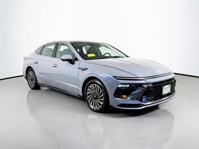 2024 Hyundai Sonata Hybrid Limited