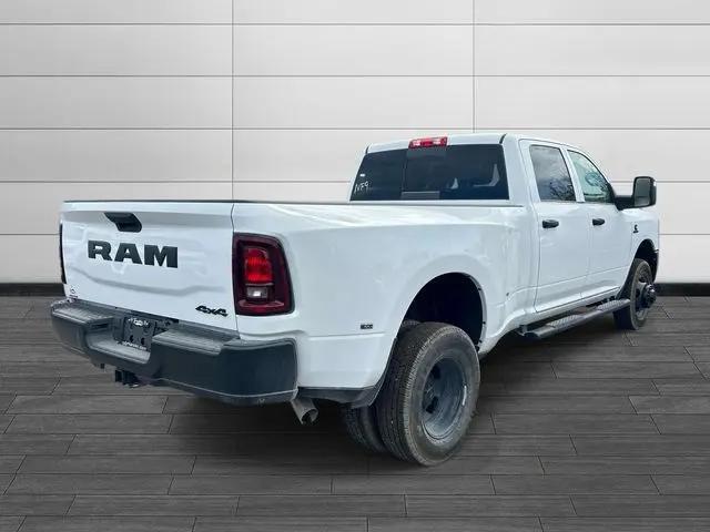 2026 Ram 3500 Tradesman Crew Cab 4x4 8' Box