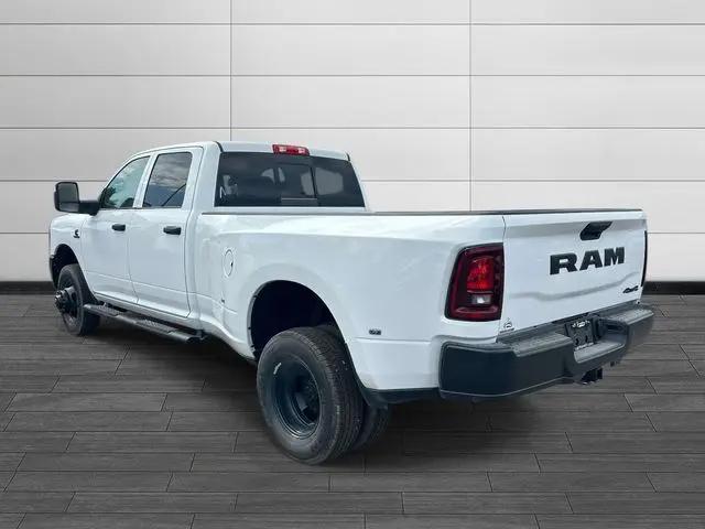 2026 Ram 3500 Tradesman Crew Cab 4x4 8' Box
