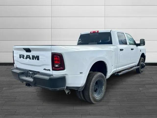 2026 Ram 3500 Tradesman Crew Cab 4x4 8 Box