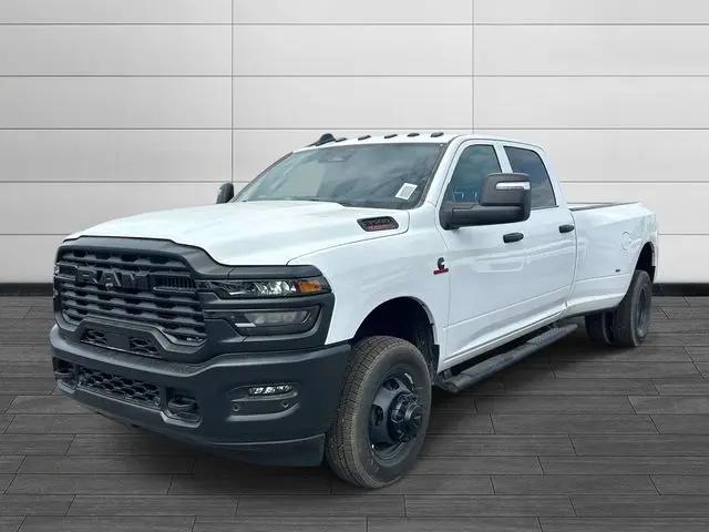 2026 Ram 3500 Tradesman Crew Cab 4x4 8 Box