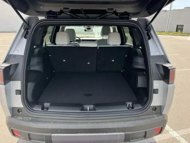 2026 Jeep Cherokee Laredo 4x4