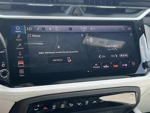 2026 Jeep Cherokee Laredo 4x4