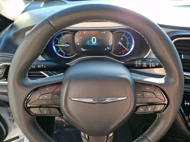 2024 Chrysler Pacifica Hybrid S Appearance Pkg