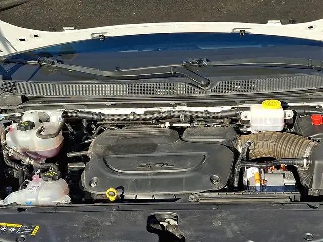 2024 Chrysler Pacifica Hybrid S Appearance Pkg