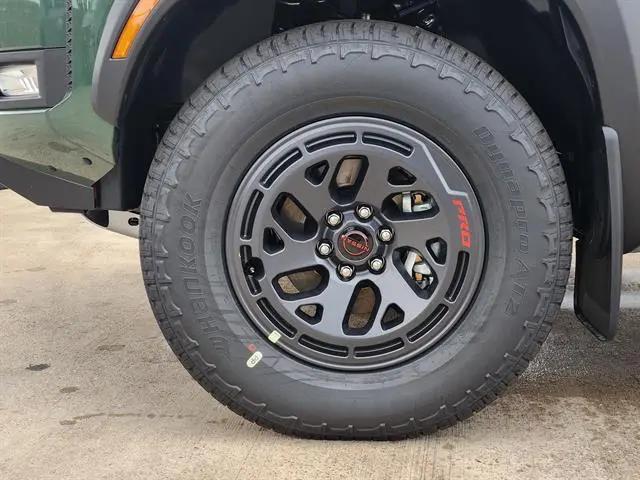 2026 Nissan Frontier Crew Cab PRO-4X 4x4
