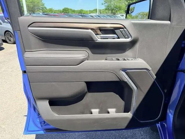 2026 Chevrolet Silverado 1500 4WD Crew Cab Short Bed RST
