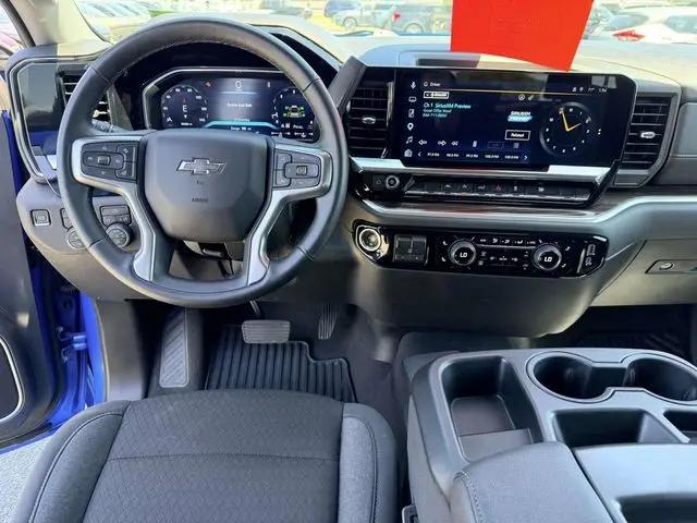 2026 Chevrolet Silverado 1500 4WD Crew Cab Short Bed RST
