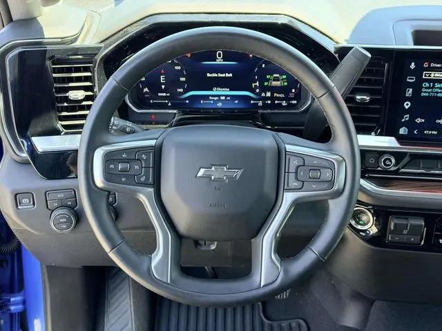 2026 Chevrolet Silverado 1500 4WD Crew Cab Short Bed RST