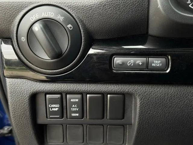 2021 Nissan Titan Crew Cab SV 4x4