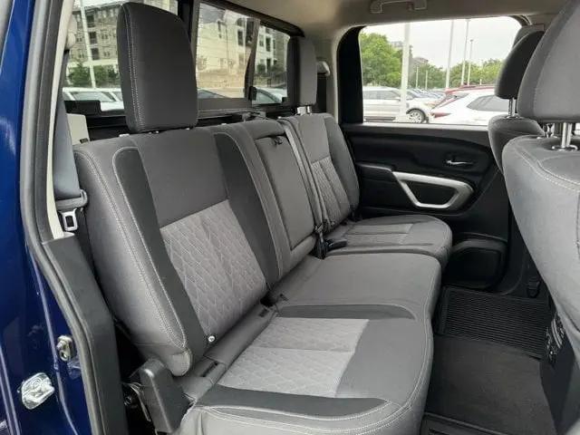 2021 Nissan Titan Crew Cab SV 4x4