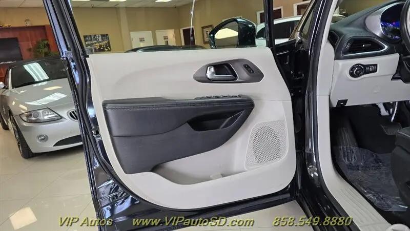 2019 Chrysler Pacifica Limited