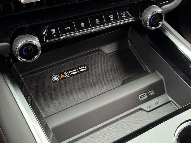 2026 Chevrolet Suburban RST, RWD